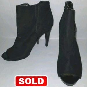 Open Toe Booties Suede Size 9 Side Zipper